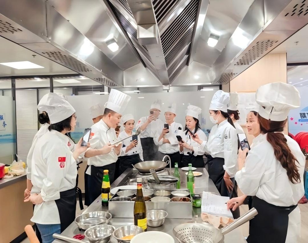 乌鲁木齐君帮惠民职业技能培训学校简介